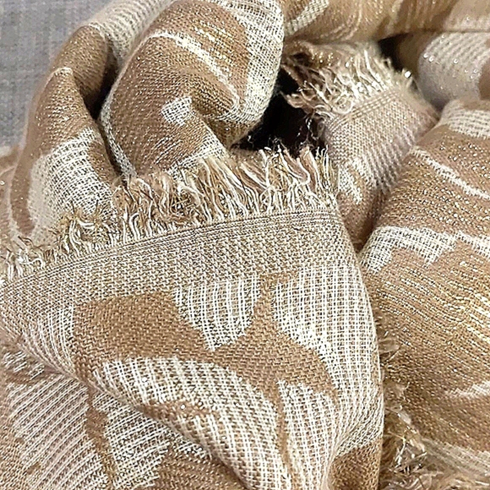 Loft Scarf - Picture 3 of 3